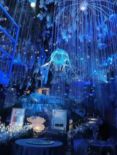 Bionic Mechanical Jellyfish－Interactive Art Installation Design by chinese company wemedec