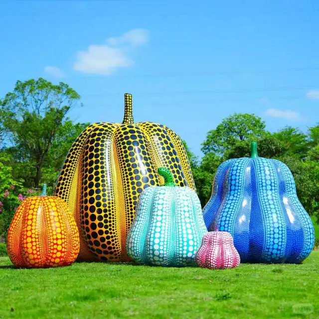 Janapese Yayoi Kusama's polka-dot pumpkin sculptures China Supplier factory WEMEDEC company