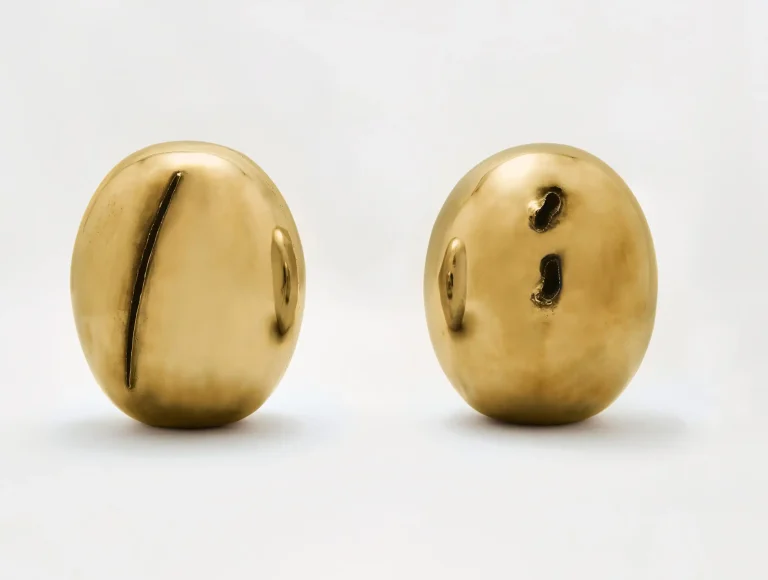 Lucio Fontana Concetto Spaziale Natura Brass Material sculpture China supplier