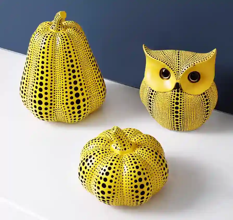 Yayoi Kusama's polka-dot pumpkin sculptures