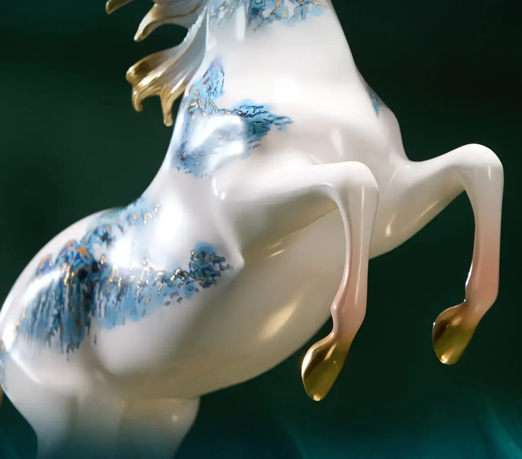 Bronze Horse Sculpture Ornament in Blue And White Porcelain Style - China company WEMEDEC (5)