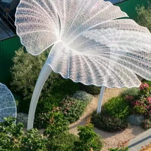 316 stainless steel shade sculptures for public use made by China fabrication company WEMEDEC