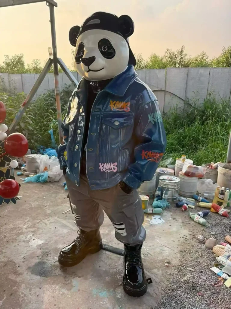China animal sculptures made of fiberglass material - WEMEDEC company