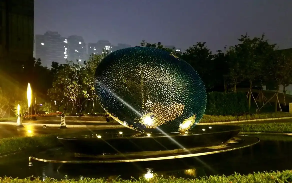 Oval shaped Water Feature Sculpture The Eye of Avatar WEMEDEC fabrication company in China