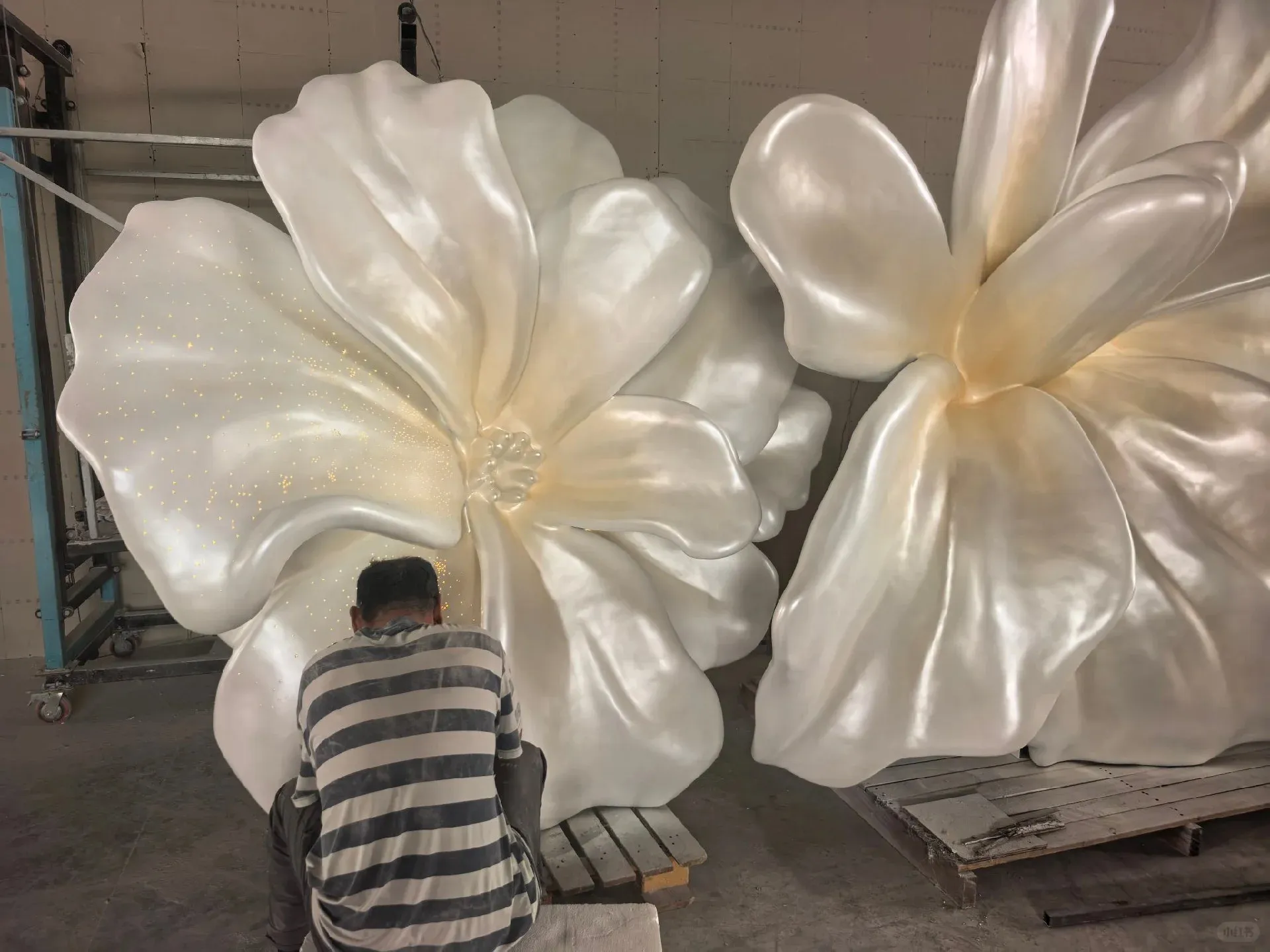 China WEMEDEC factory new product - large size flower sculpture-optimized